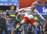 爱游戏在线-沙尔克防守不力，多场比赛失球过多成弱点