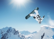 爱游戏中国-赛道上的最后一秒，汉密尔顿关键制胜，雷诺绝杀哈斯