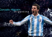 爱游戏官网-跨越赛场的主宰者，从字母哥欧冠接管到篮网终结悬念，唯一性如何定义伟大？