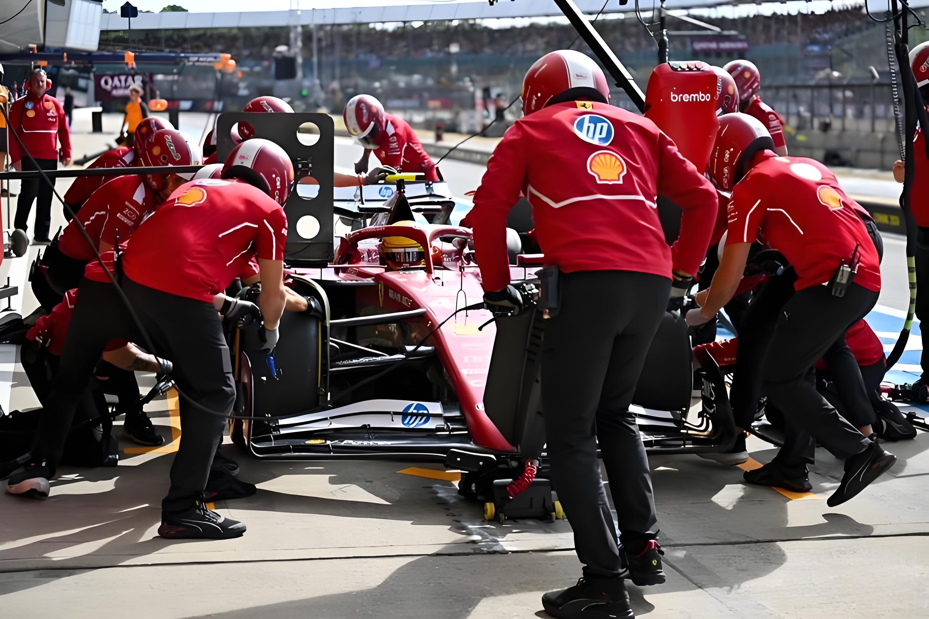 雷诺车队轻取索伯车队,诺里斯点燃赛场 雷诺车队轻取索伯车队,诺里斯点燃赛场