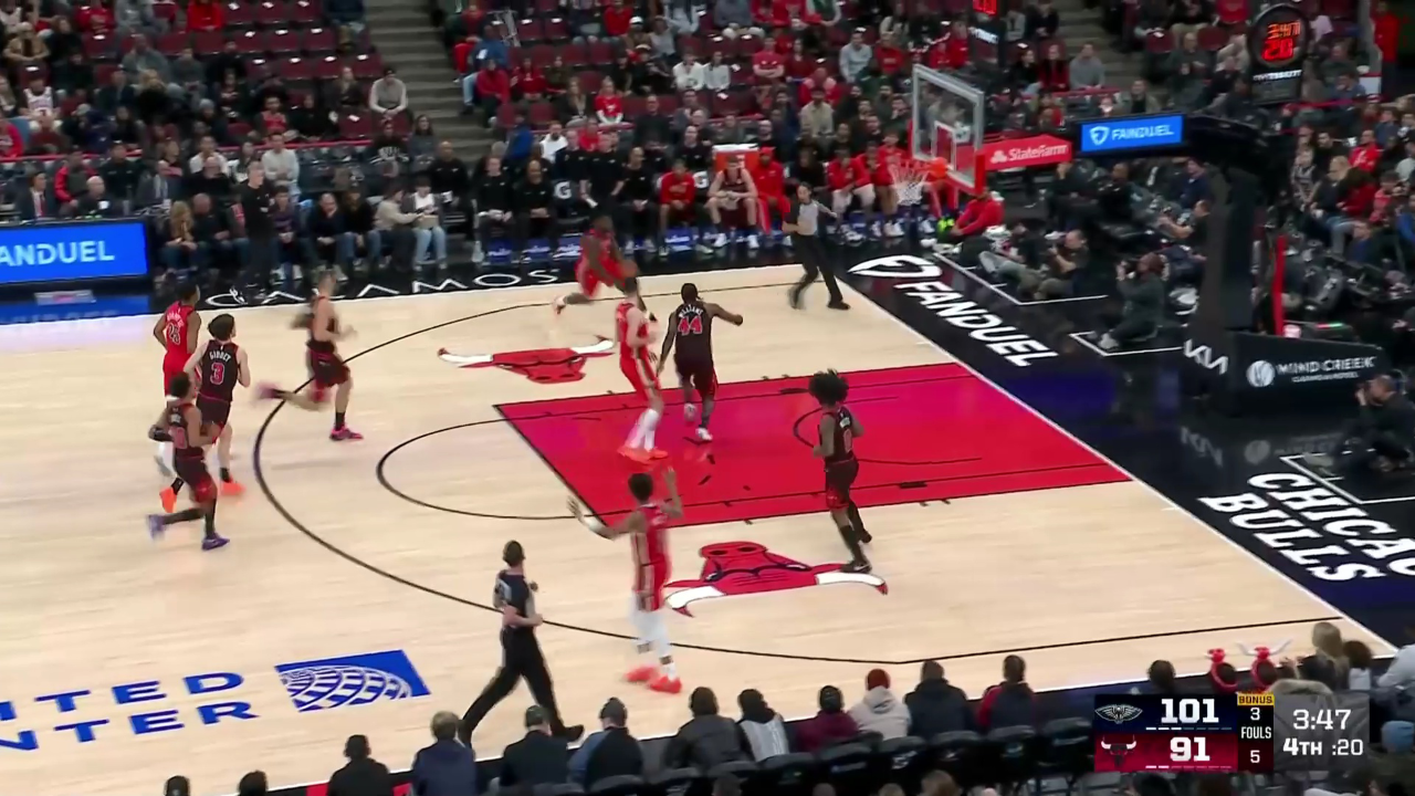 公牛鏖战76人，锡安统治全场