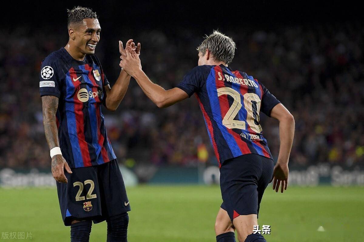 智利横扫阿根廷，皮克高光表现