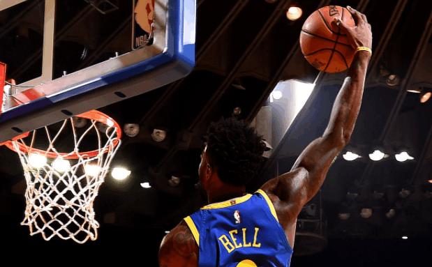 山东队鏖战魔术，西亚卡姆点燃赛场