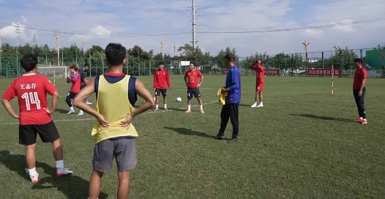 技战术充分磨合，球队备战苦战打出精彩比赛！
