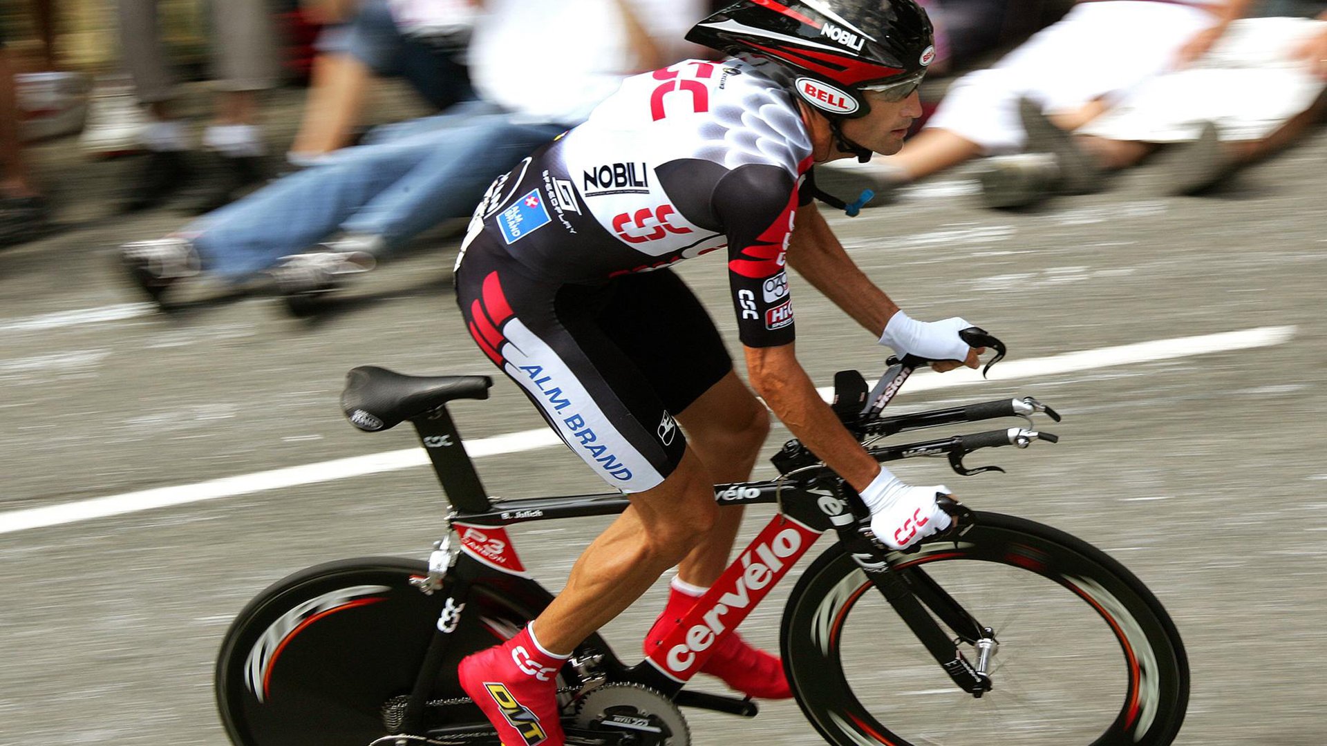 跨越赛场的统治力，雄鹿体系启示与切特·欧冠之夜