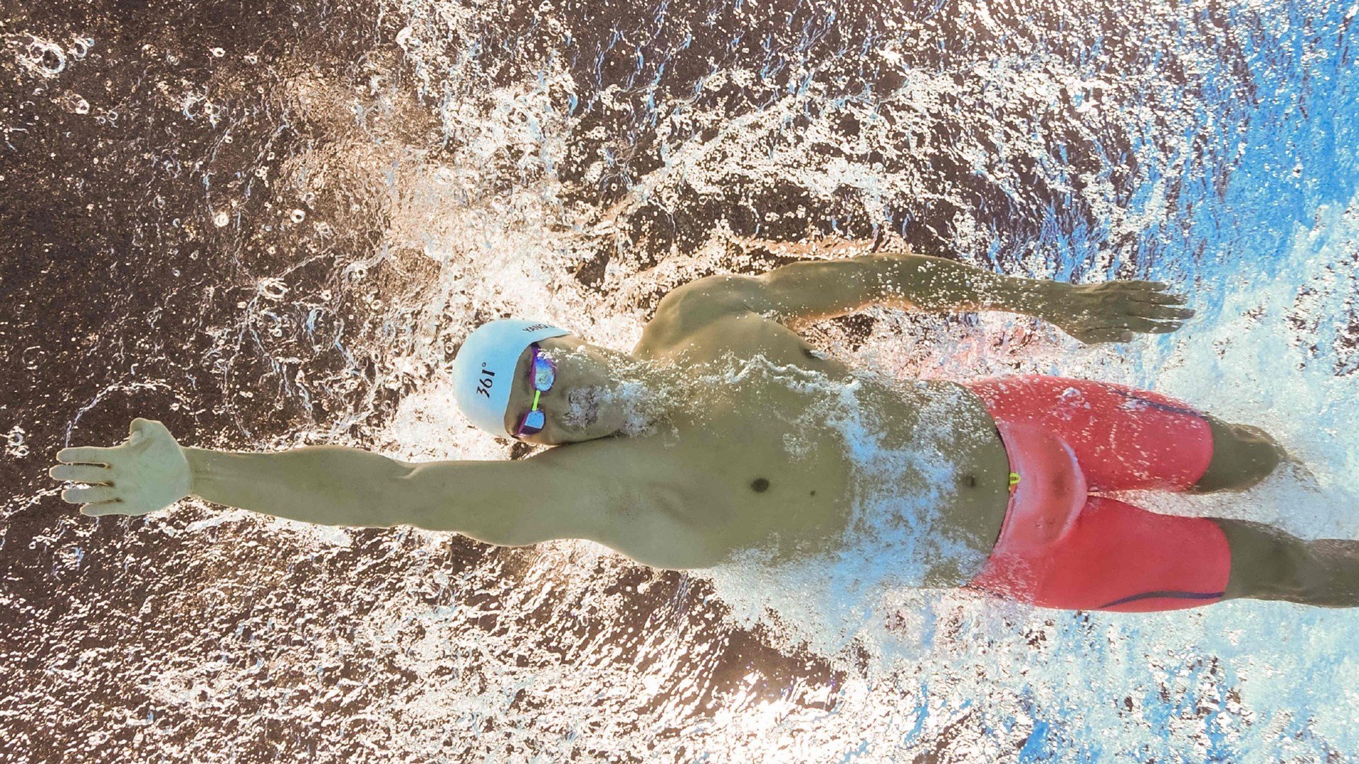 1.辛辛那提之夜，当维京战斧劈开樱花，一场无法复刻的唯一对决（强调氛围与隐喻）